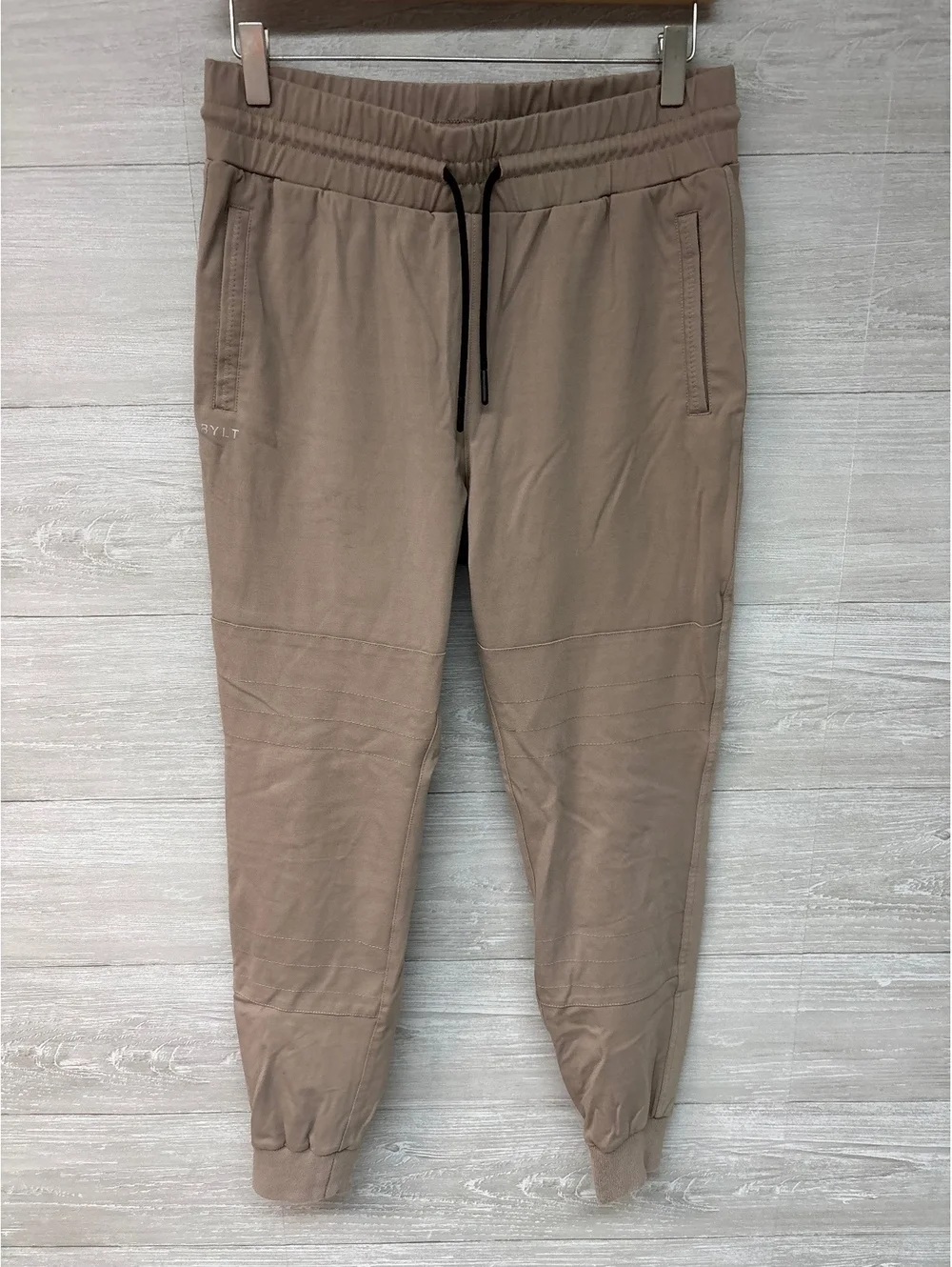 * | BYLT | elite jogger. Size M.
